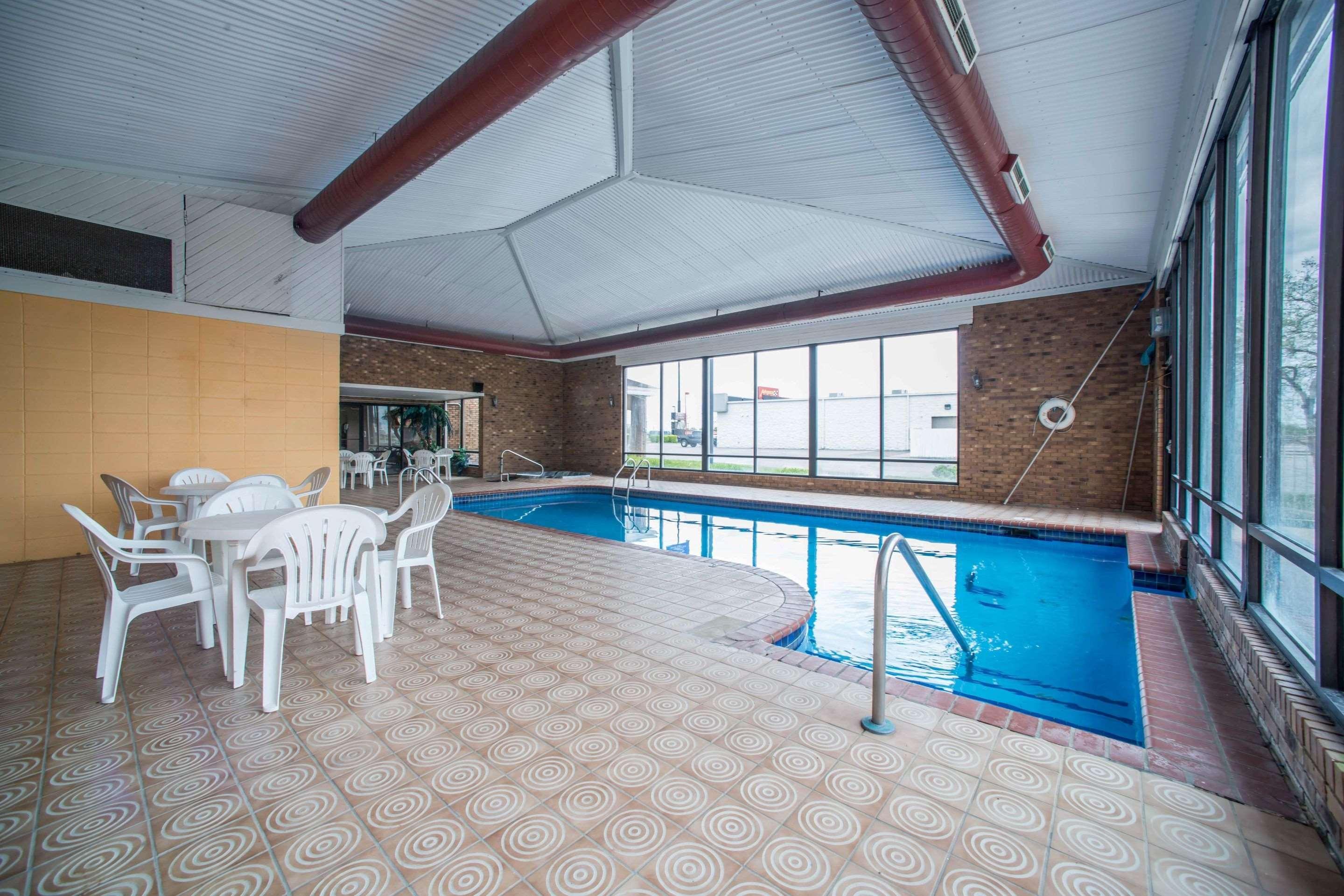 Lodge Econo Marion
