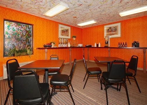 Lodge Econo Marion